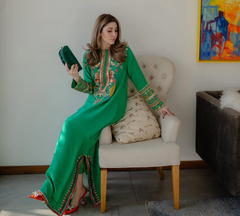 Emerald Green Embroidered Lawn Suit – 3 Pc